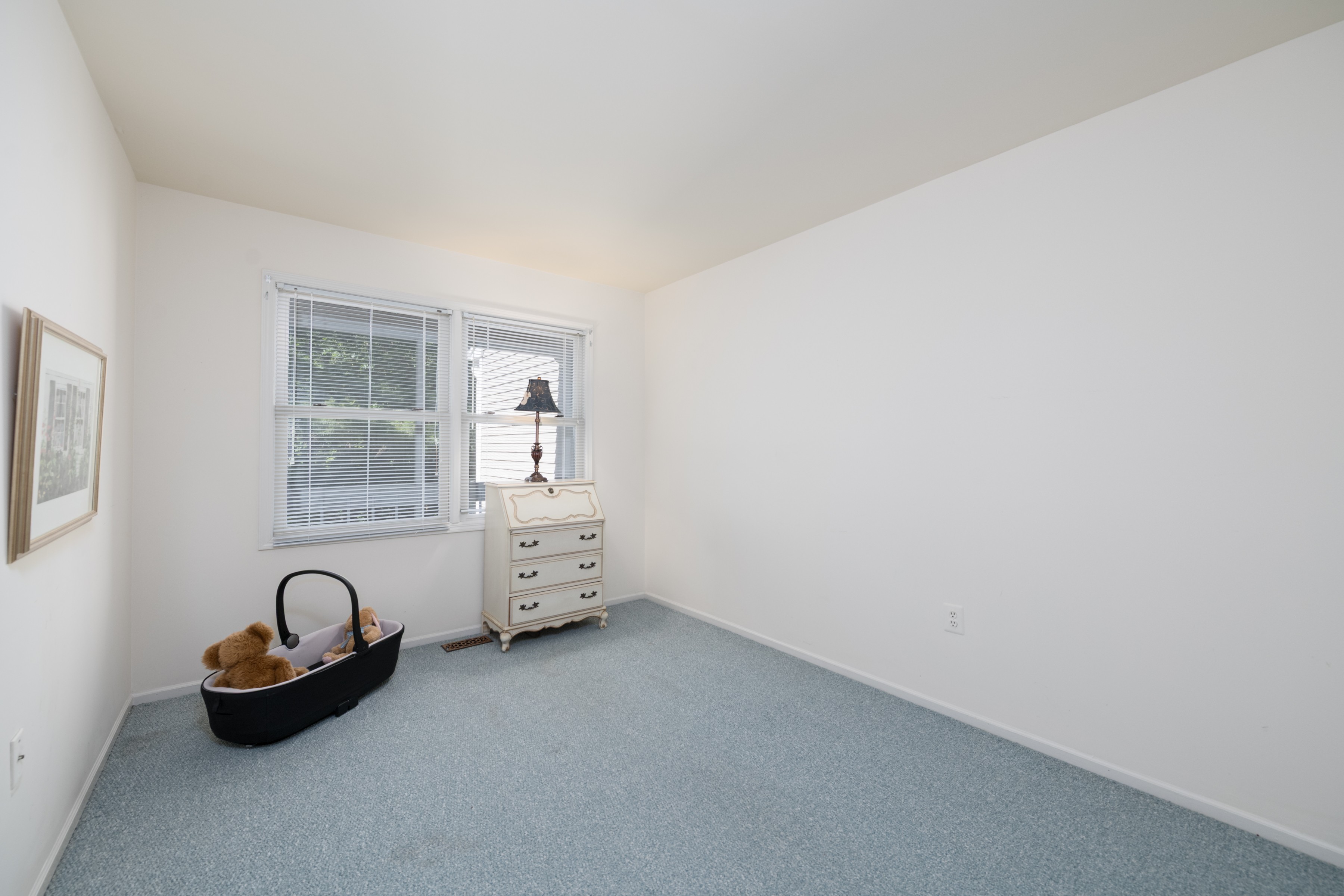  3-bedroom, 2.5-bath townhome in Little Silver - 物件實景