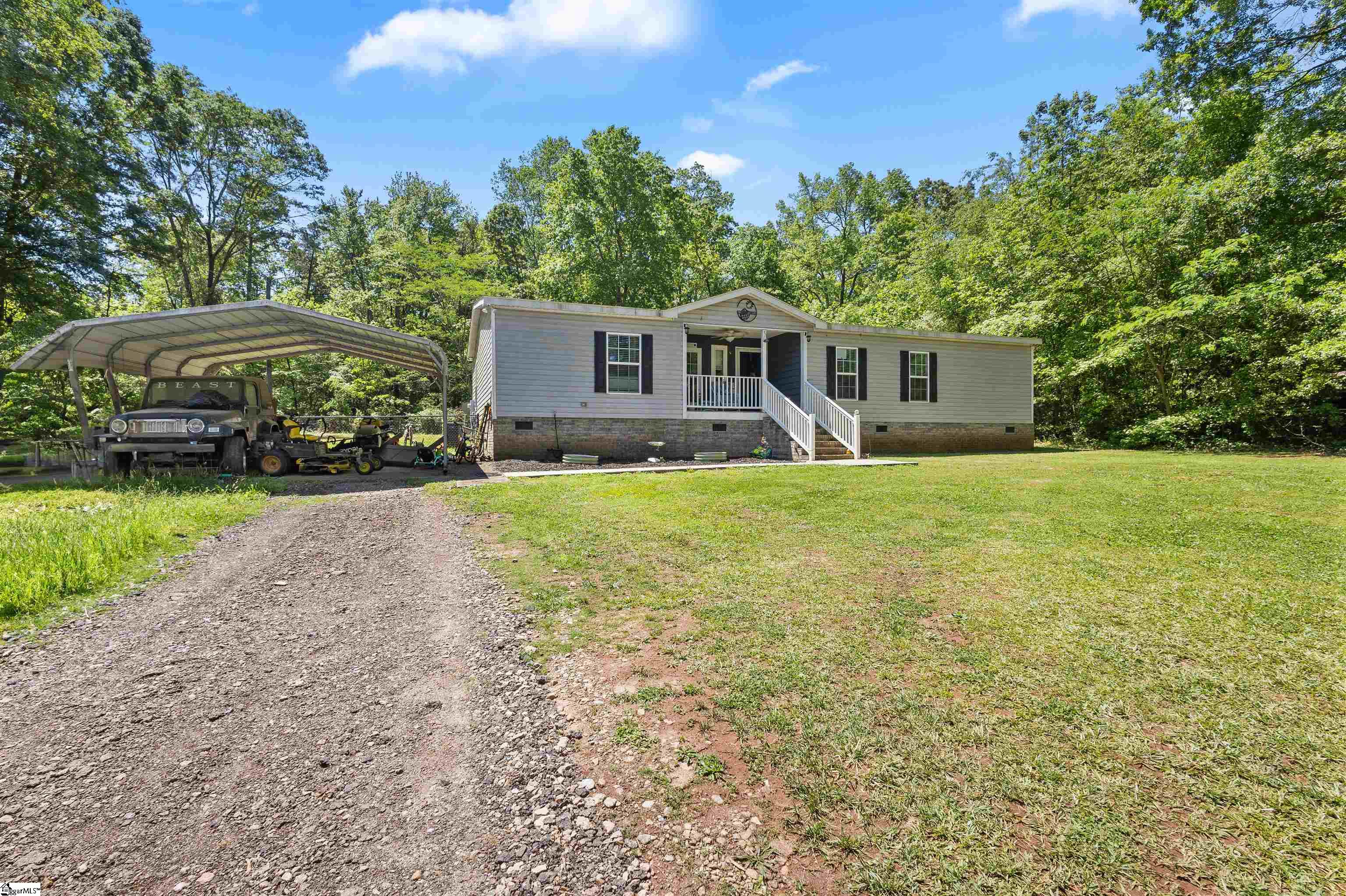 Piedmont, South Carolina, 29673, United States, 3 Bedrooms Bedrooms, ,2 BathroomsBathrooms,Residential,For Sale,1798377
