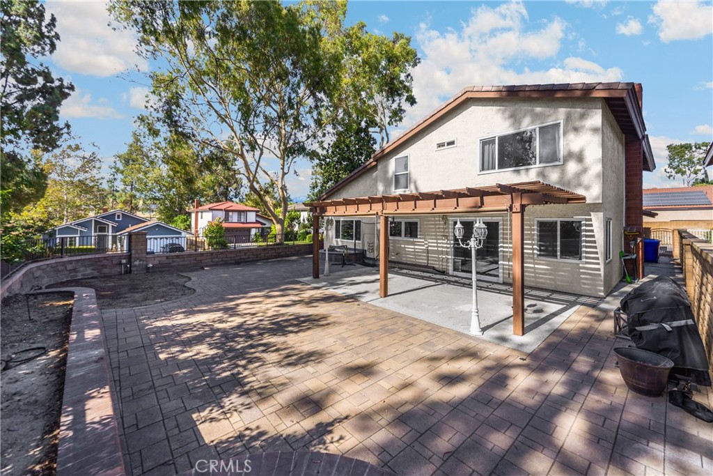 Pomona, California, 91766, United States, 4 Bedrooms Bedrooms, ,2 BathroomsBathrooms,Residential,For Sale,1904268