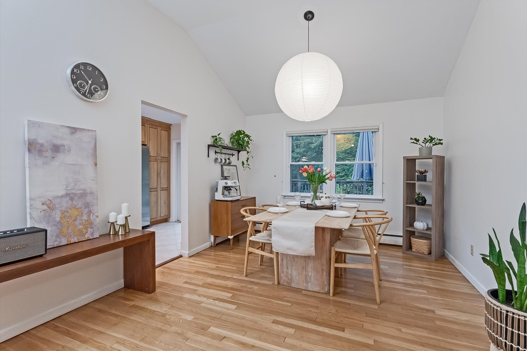  Modern Comforts - Inviting Living Spaces - Prime Location - 物件實景