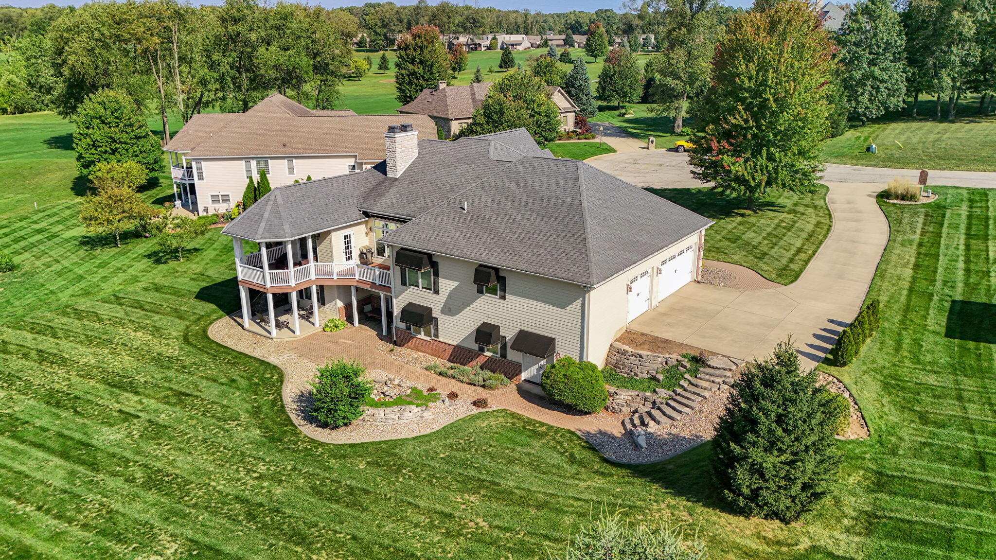 La Porte, Indiana, 46350, United States, 3 Bedrooms Bedrooms, ,3 BathroomsBathrooms,Residential,For Sale,1947117