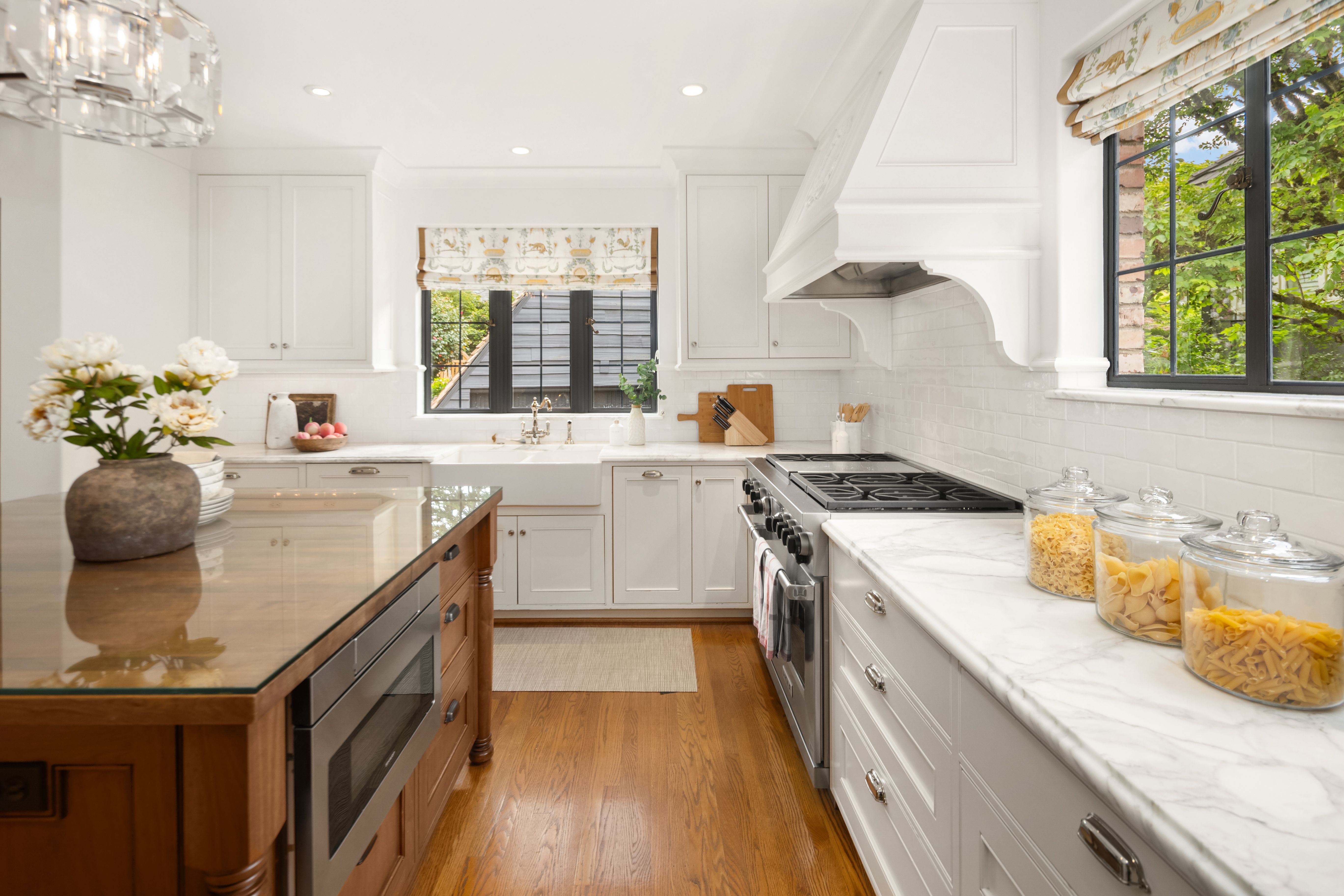  1105 Shenandoah Dr E, Seattle, WA 98112 - 物件實景