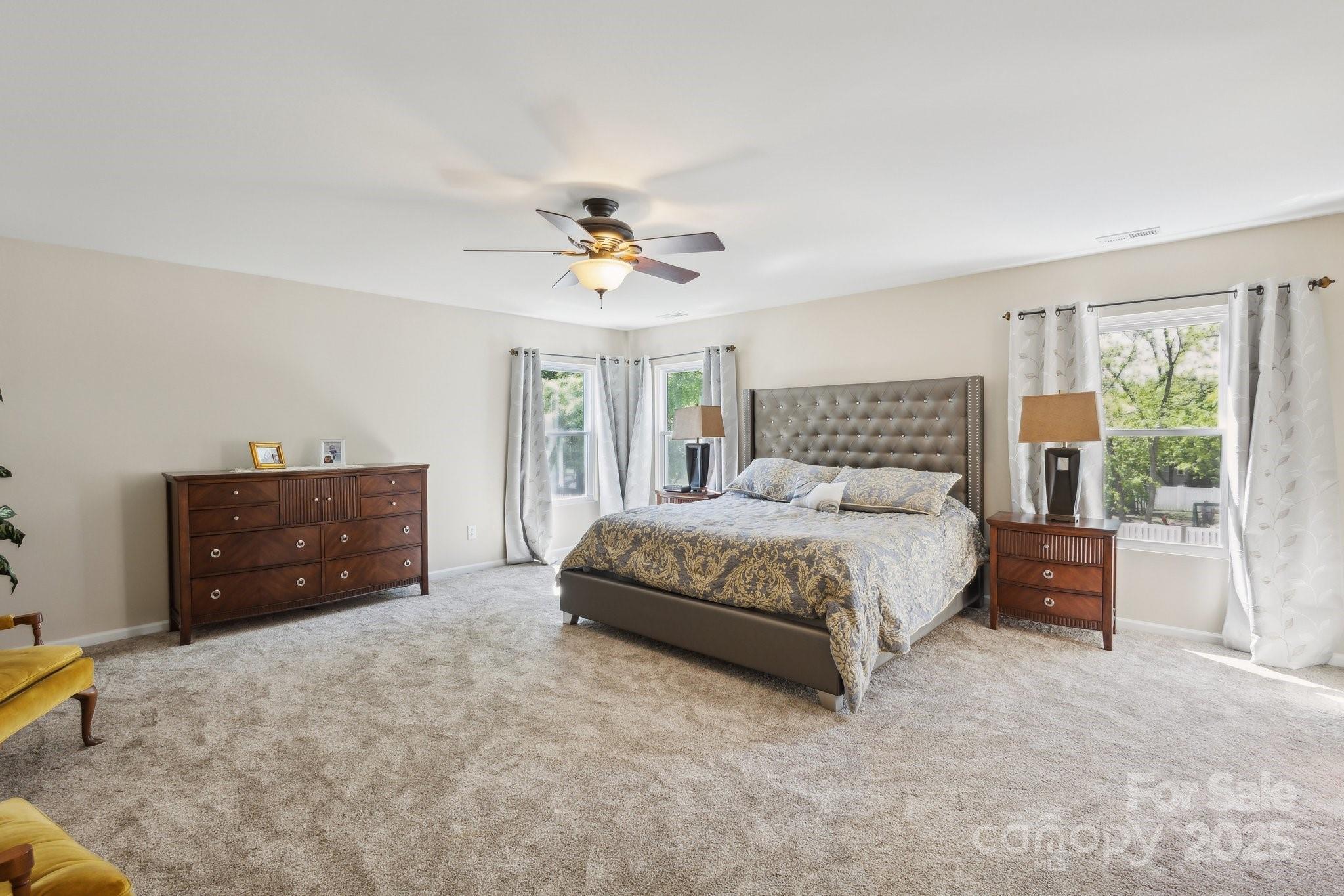 Fort Mill, South Carolina, 29708, United States, 5 Bedrooms Bedrooms, ,3 BathroomsBathrooms,Residential,For Sale,1793097