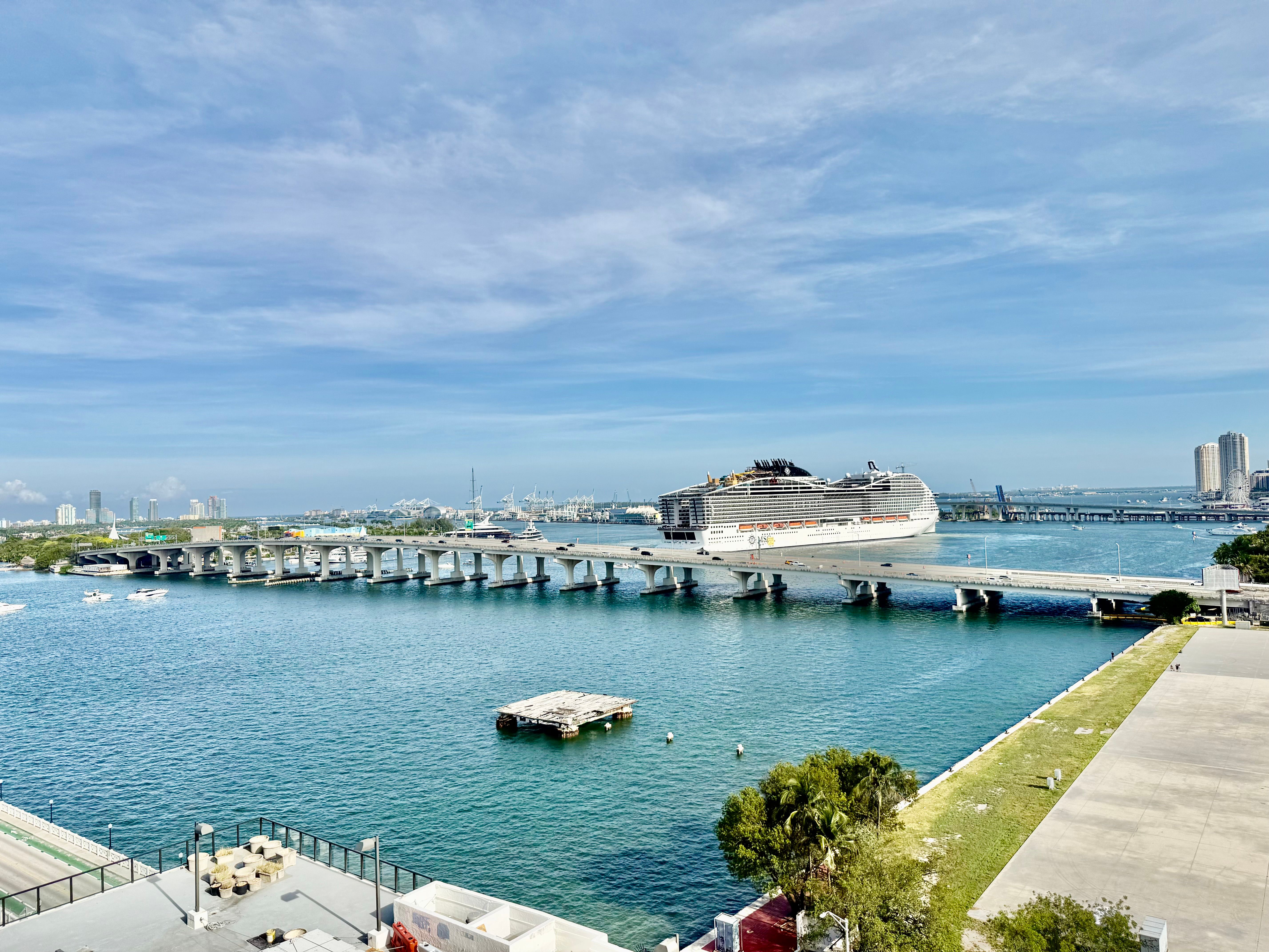  555 NE 15th St, Miami, FL, 33132 - 物件實景