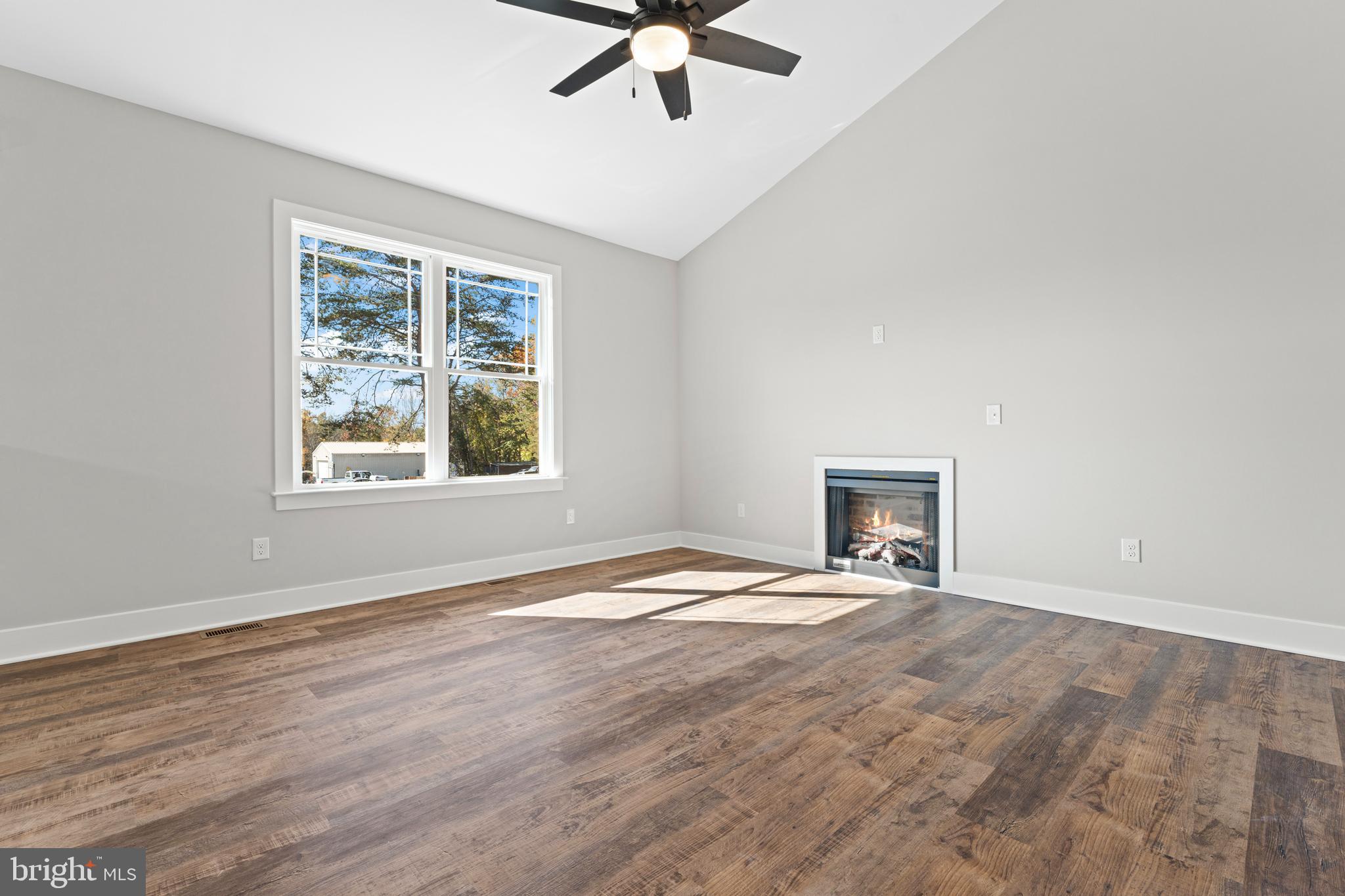 Richardsville, Virginia, 22736, United States, 4 Bedrooms Bedrooms, ,3 BathroomsBathrooms,Residential,For Sale,1937150