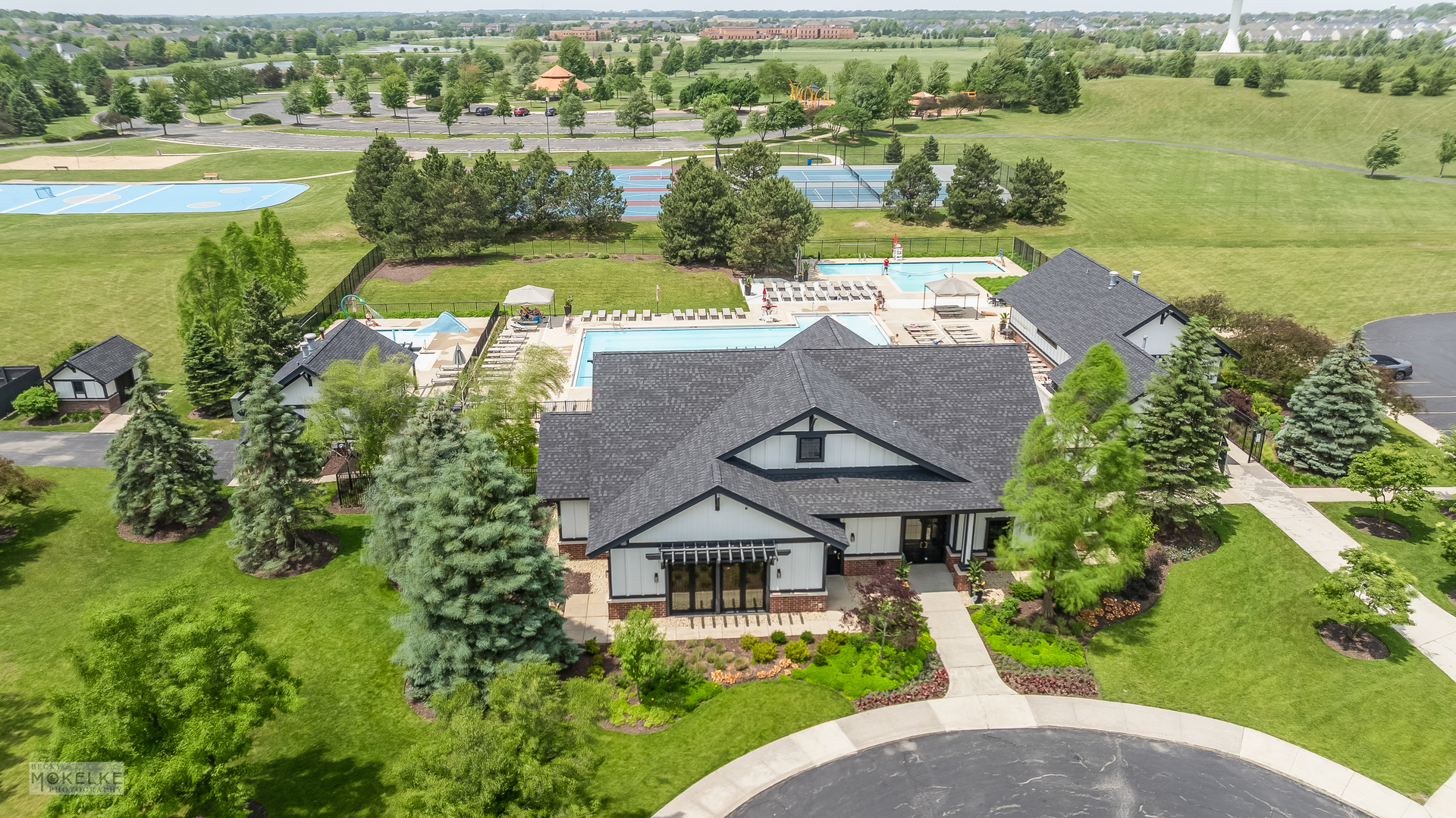 Plainfield, Illinois, 60585, United States, 4 Bedrooms Bedrooms, ,5 BathroomsBathrooms,Residential,For Sale,1911261