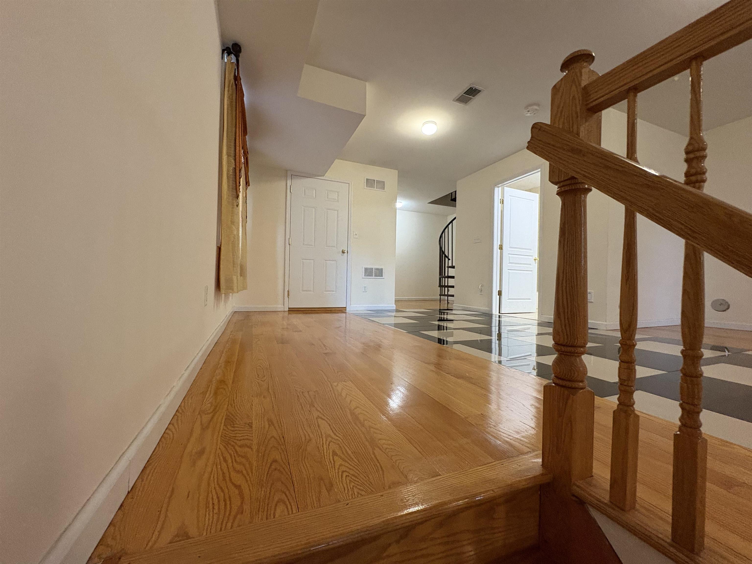 Jc, Heights, New Jersey, 07307, United States, 6 Bedrooms Bedrooms, ,6 BathroomsBathrooms,Residential,For Sale,1979354