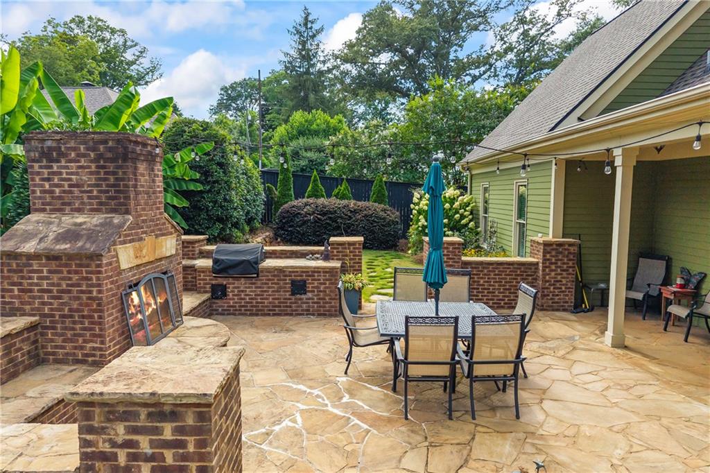 Marietta, Georgia, 30060, United States, 5 Bedrooms Bedrooms, ,4 BathroomsBathrooms,Residential,For Sale,1973923