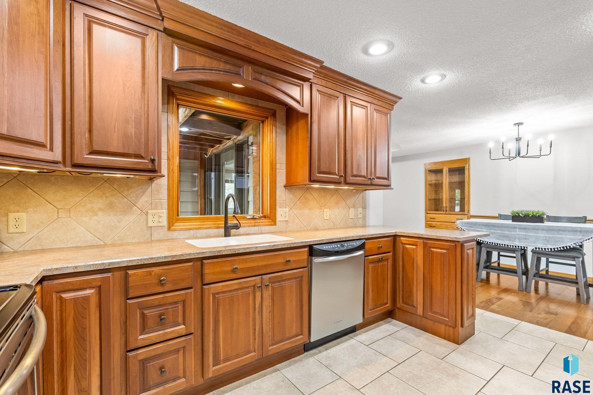 Harrisburg, South Dakota, 57032, United States, 5 Bedrooms Bedrooms, ,1 BathroomBathrooms,Residential,For Sale,1917762