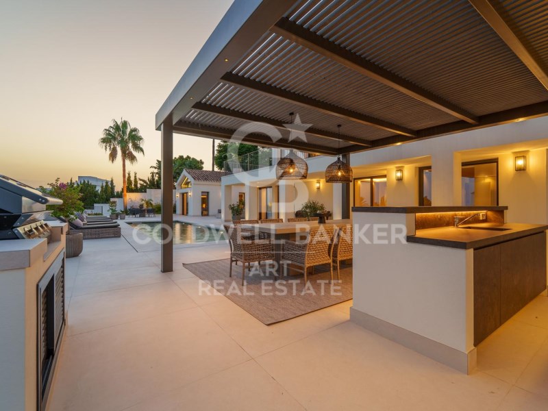 Marbella, Andalusia, ES, 5 Bedrooms Bedrooms, ,5 BathroomsBathrooms,Residential,For Sale,1949932