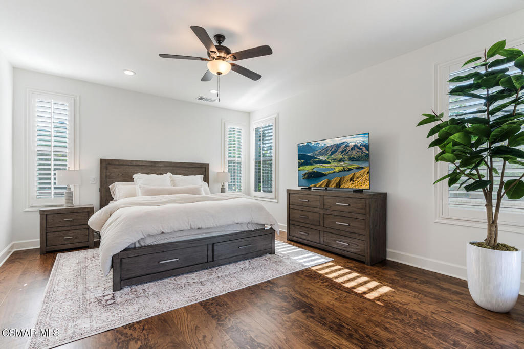 Simi Valley, California, 93065, United States, 4 Bedrooms Bedrooms, ,4 BathroomsBathrooms,Residential,For Sale,1978928