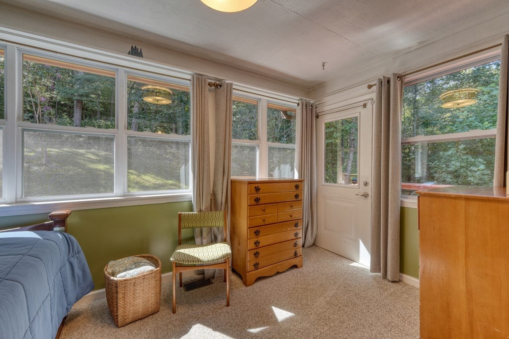 Blairsville, Georgia, 30512, United States, 2 Bedrooms Bedrooms, ,2 BathroomsBathrooms,Residential,For Sale,1932142