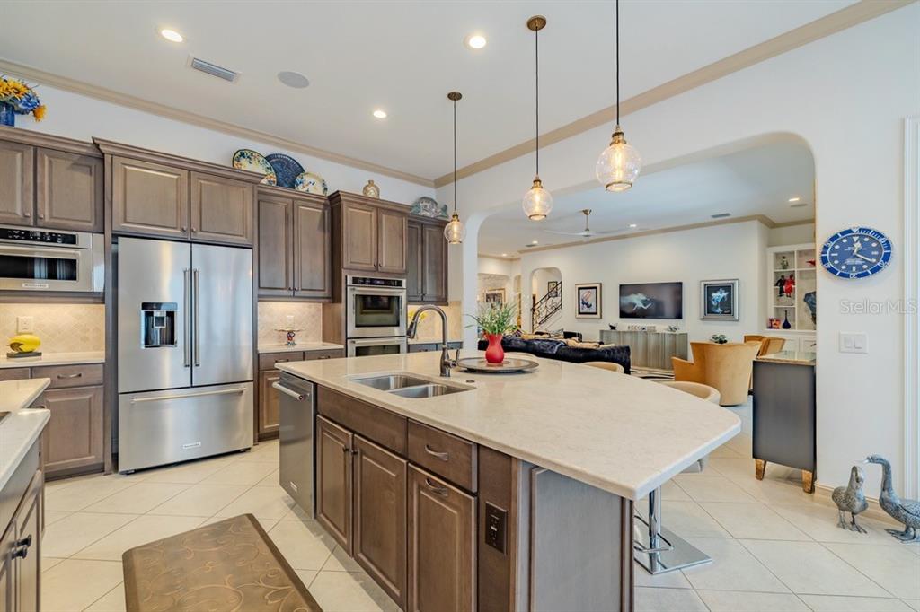 Wesley Chapel, Florida, 33543, United States, 4 Bedrooms Bedrooms, ,5 BathroomsBathrooms,Residential,For Sale,1838527