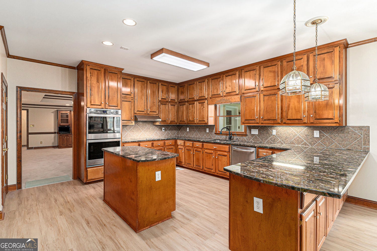 McDonough, Georgia, 30252, United States, 5 Bedrooms Bedrooms, ,6 BathroomsBathrooms,Residential,For Sale,1869164