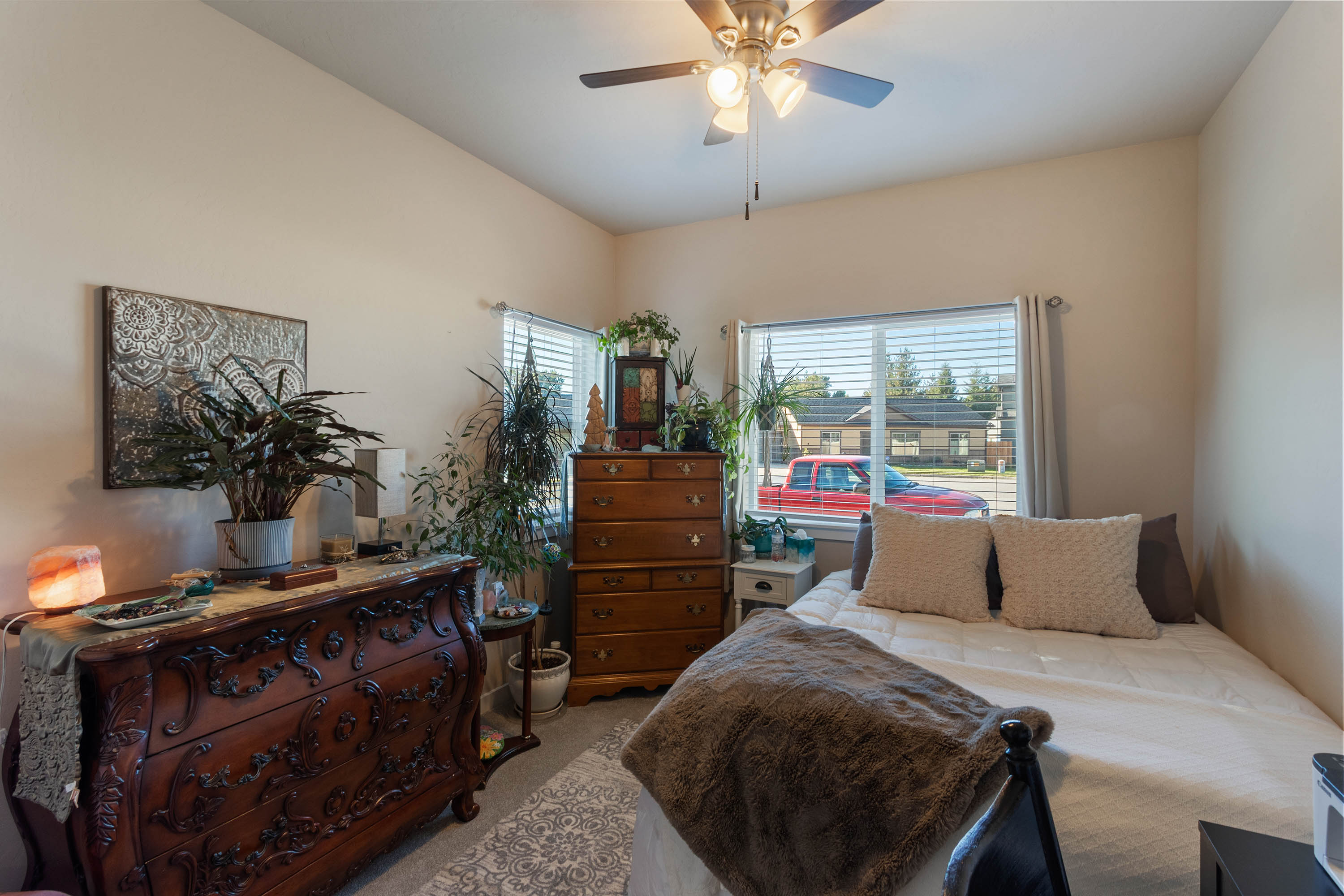 Sandpoint, Idaho, 83864, United States, 3 Bedrooms Bedrooms, ,2 BathroomsBathrooms,Residential,For Sale,2005755