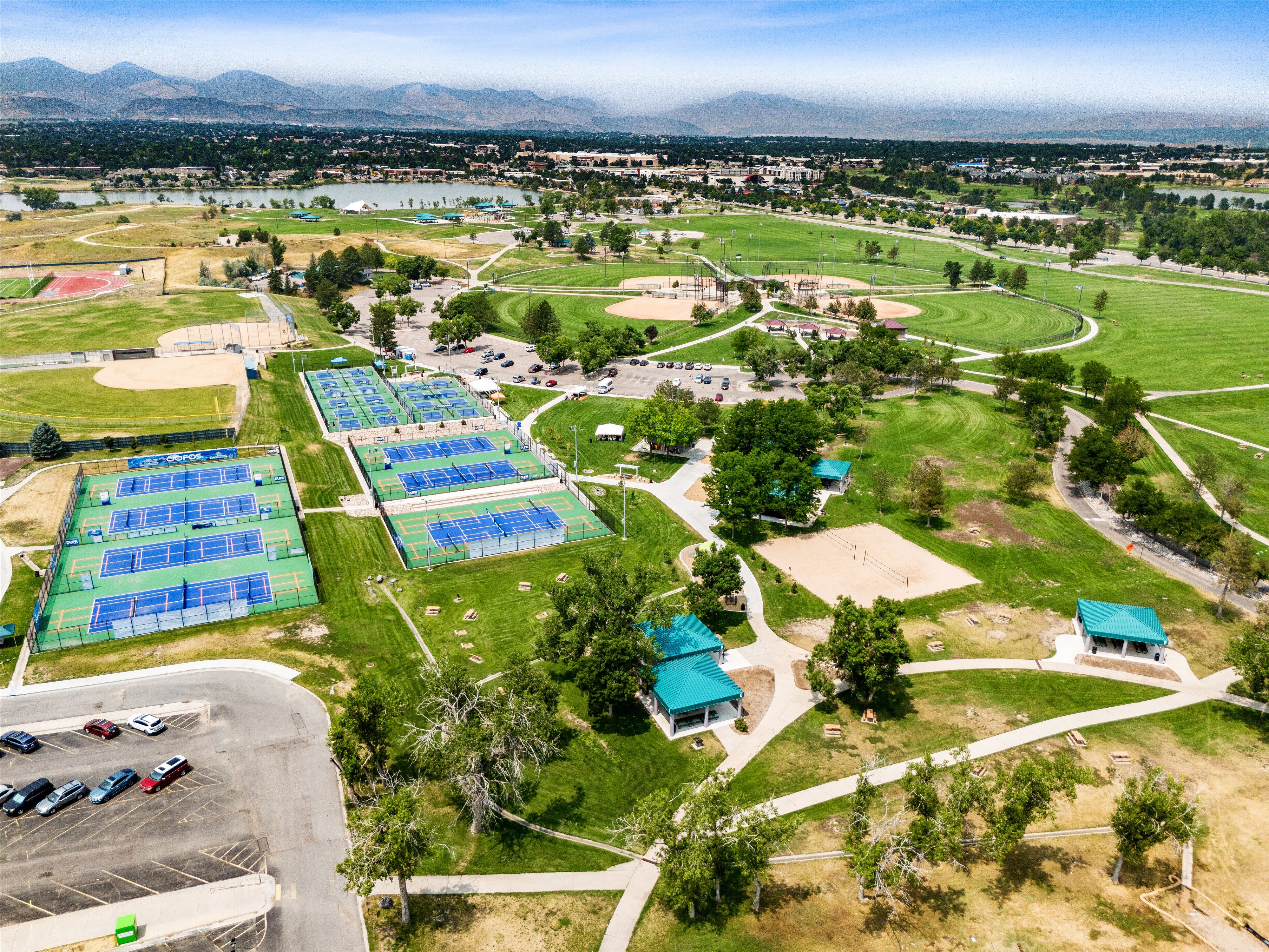  Move right in and start enjoying everything that Littleton has to offer - 物件實景