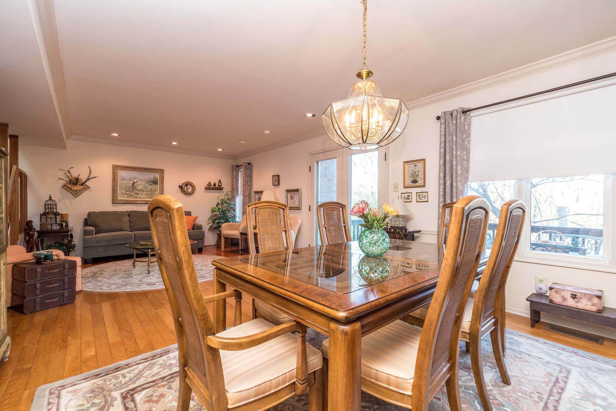 Chesterbrook, Pennsylvania, 19087, United States, 2 Bedrooms Bedrooms, ,3 BathroomsBathrooms,Residential,For Sale,1978885