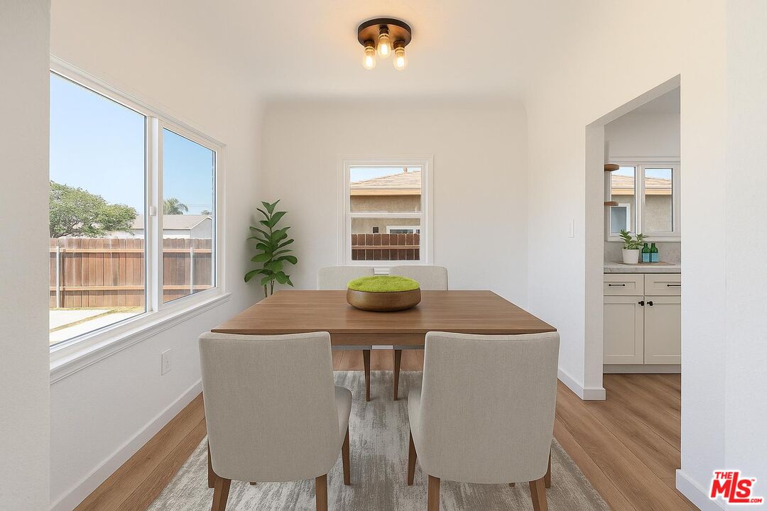 Los Angeles, California, 90059, United States, 2 Bedrooms Bedrooms, ,1 BathroomBathrooms,Residential,For Sale,1847289