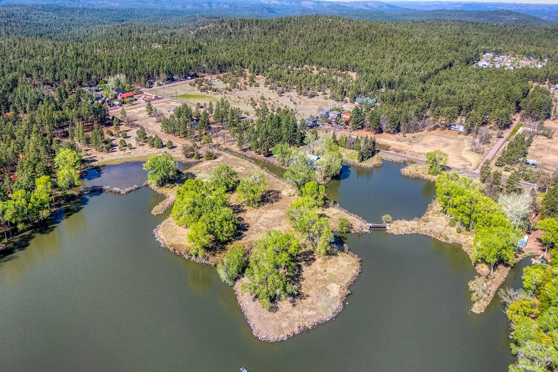  Lakefront property - 物件實景