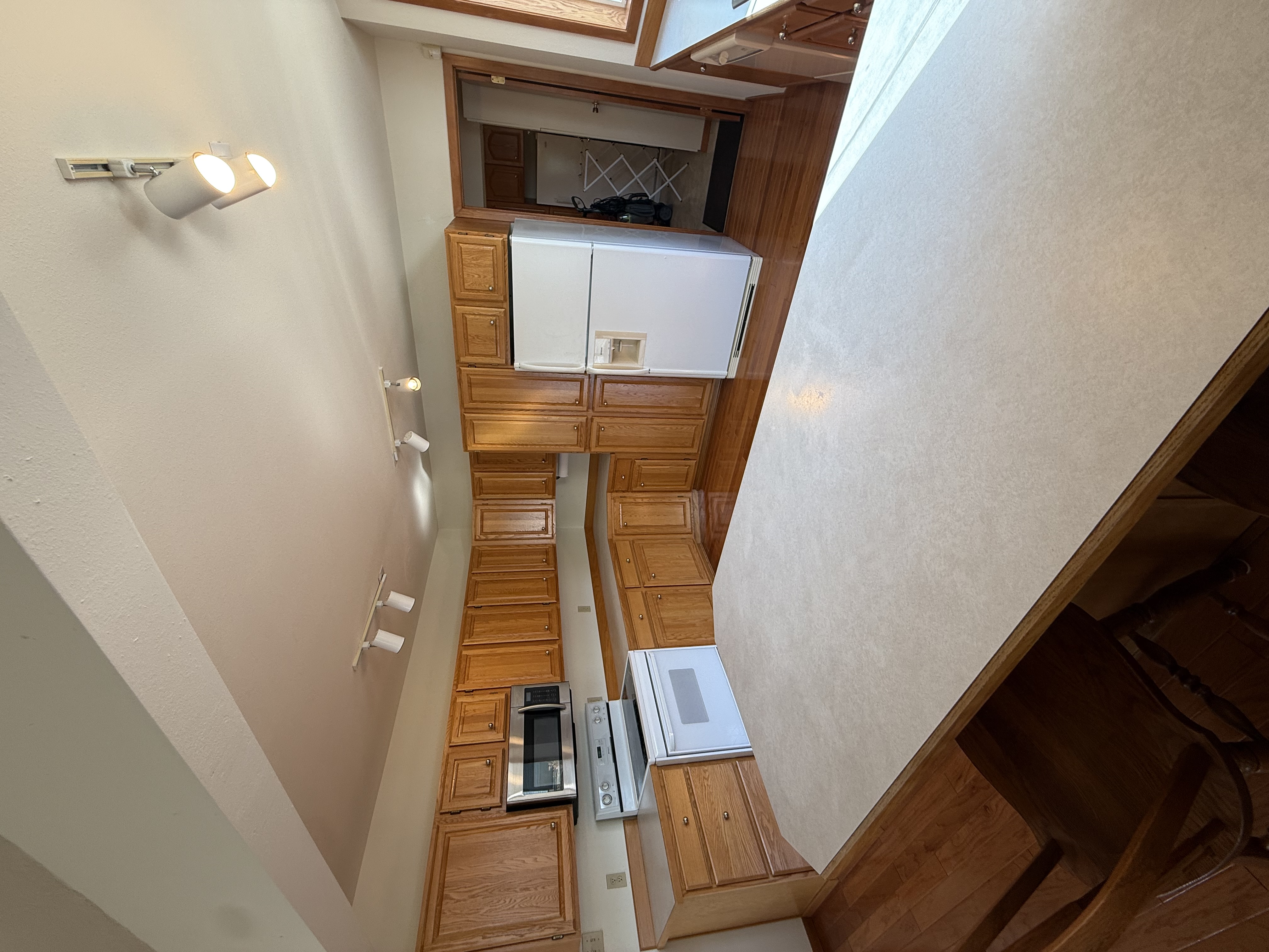 Sagle, Idaho, 83860, United States, 5 Bedrooms Bedrooms, ,4 BathroomsBathrooms,Residential,For Sale,1982064