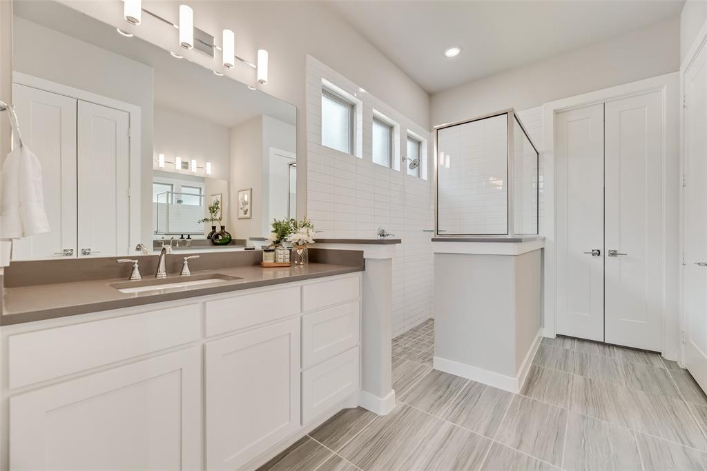 Prosper, Texas, 75078, United States, 5 Bedrooms Bedrooms, ,4 BathroomsBathrooms,Residential,For Sale,1895124