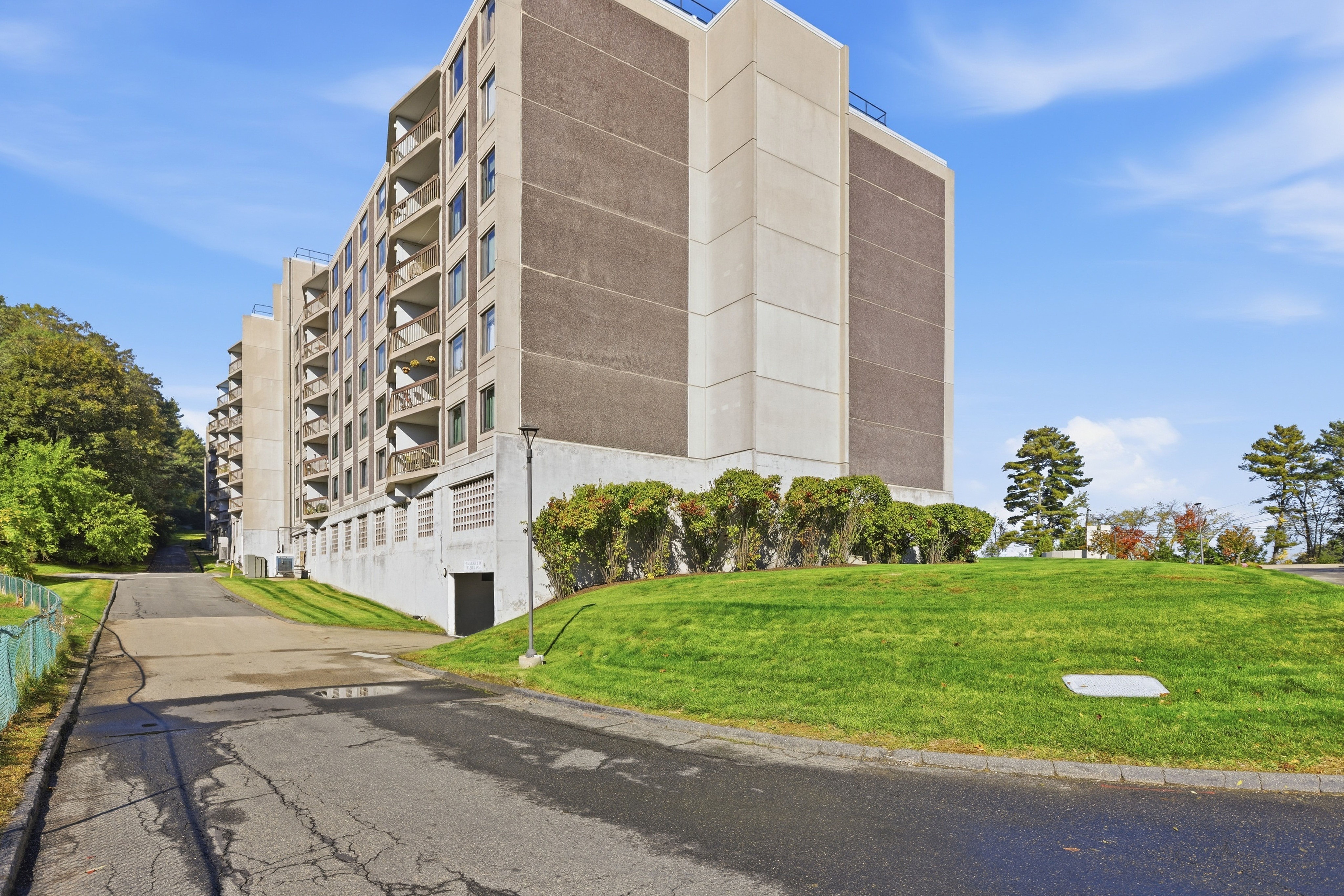  1500 Worcester Road, Framingham, MA 01702 - 物件實景