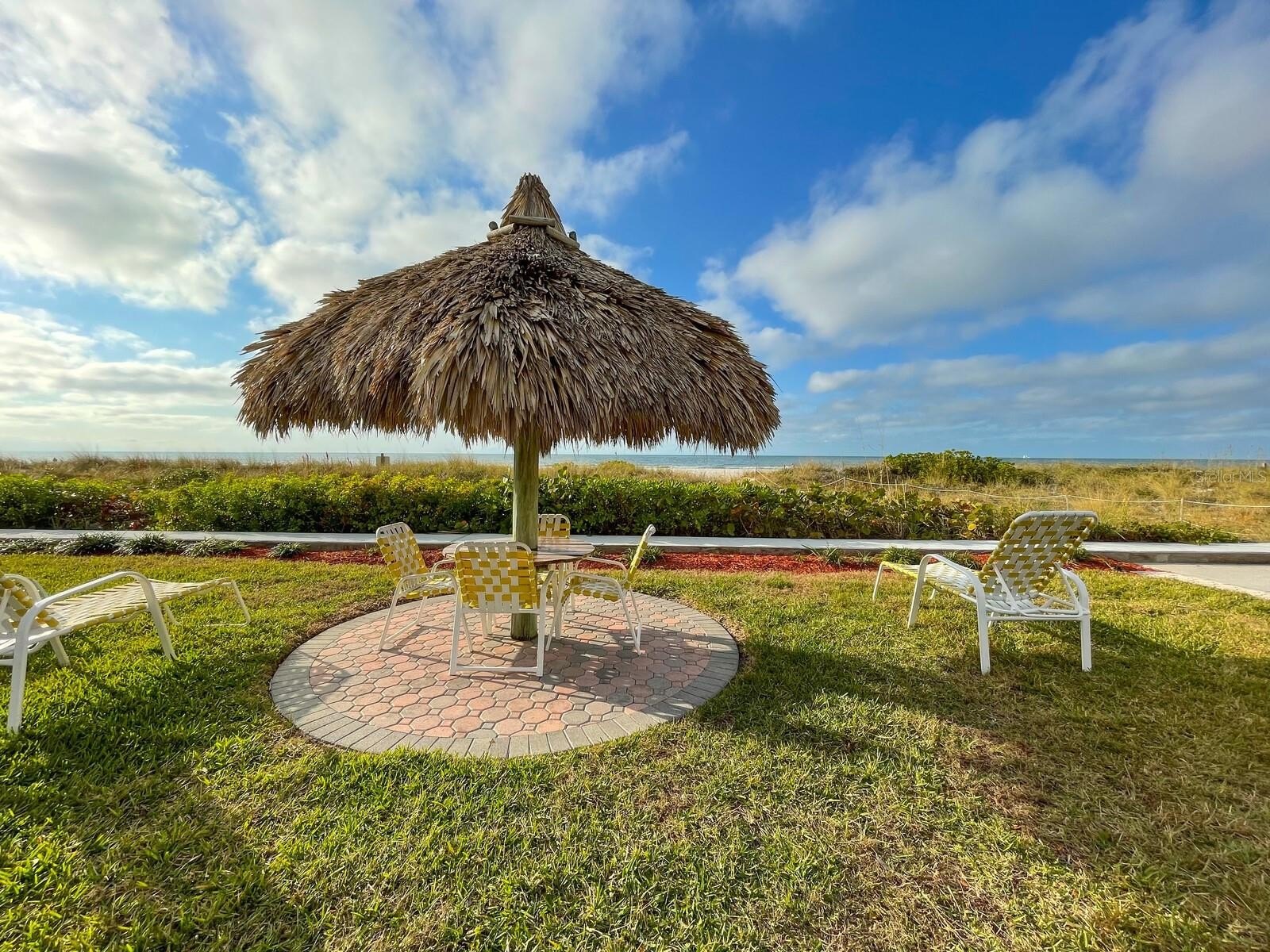 CLEARWATER BEACH, Florida, 33767, United States, 2 Bedrooms Bedrooms, ,2 BathroomsBathrooms,Residential,For Sale,1983668