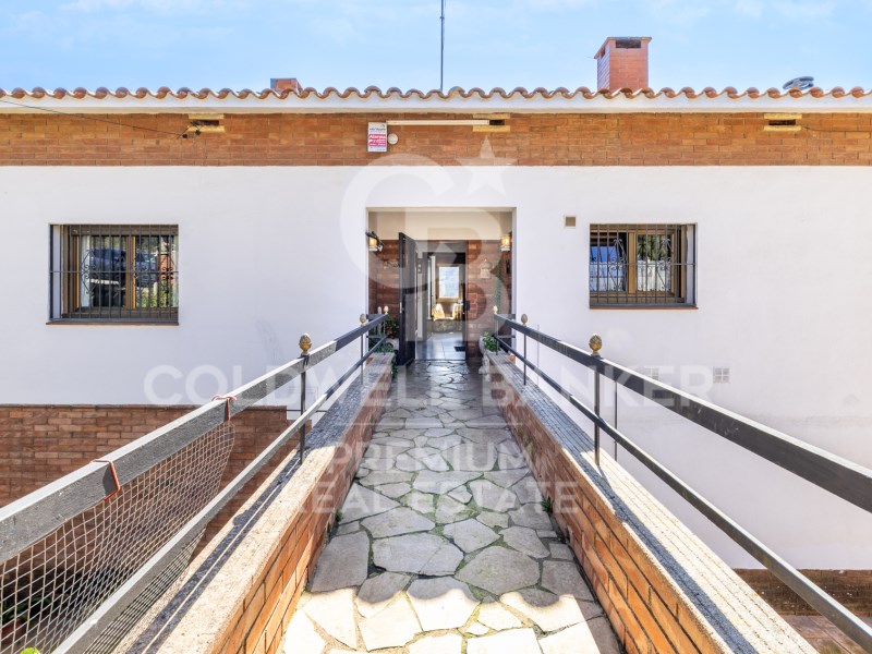 Sant Cugat del Vallès, Catalonia, ES, 5 Bedrooms Bedrooms, ,2 BathroomsBathrooms,Residential,For Sale,1759701