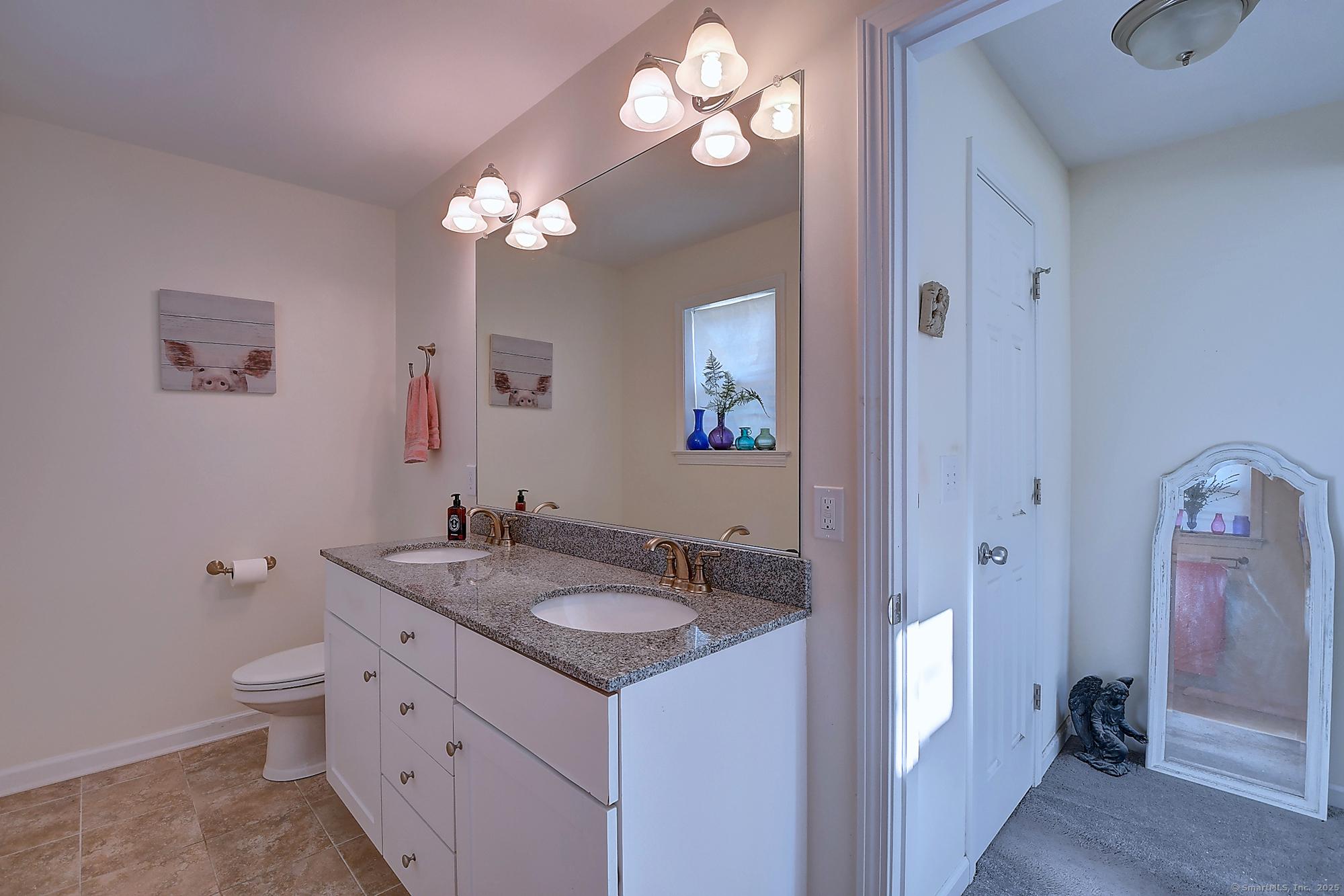 South Windsor, Connecticut, 06074, United States, 4 Bedrooms Bedrooms, ,3 BathroomsBathrooms,Residential,For Sale,1988590