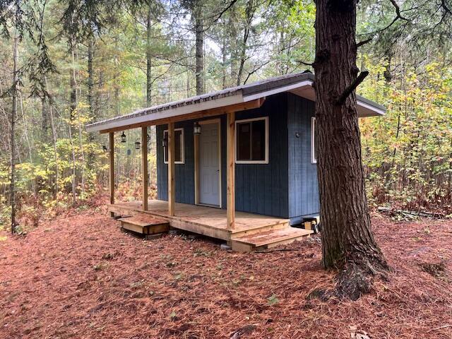 Branch, Michigan, 49402, United States, 5 Bedrooms Bedrooms, ,4 BathroomsBathrooms,Residential,For Sale,1986273