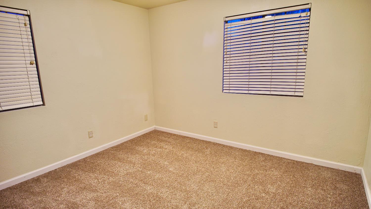 Fresno, California, 93722, United States, 4 Bedrooms Bedrooms, ,2 BathroomsBathrooms,Residential,For Sale,1943321