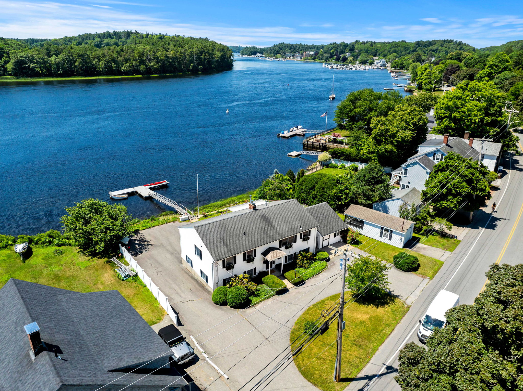  425 Main St, Amesbury, MA, 01913 - 物件實景