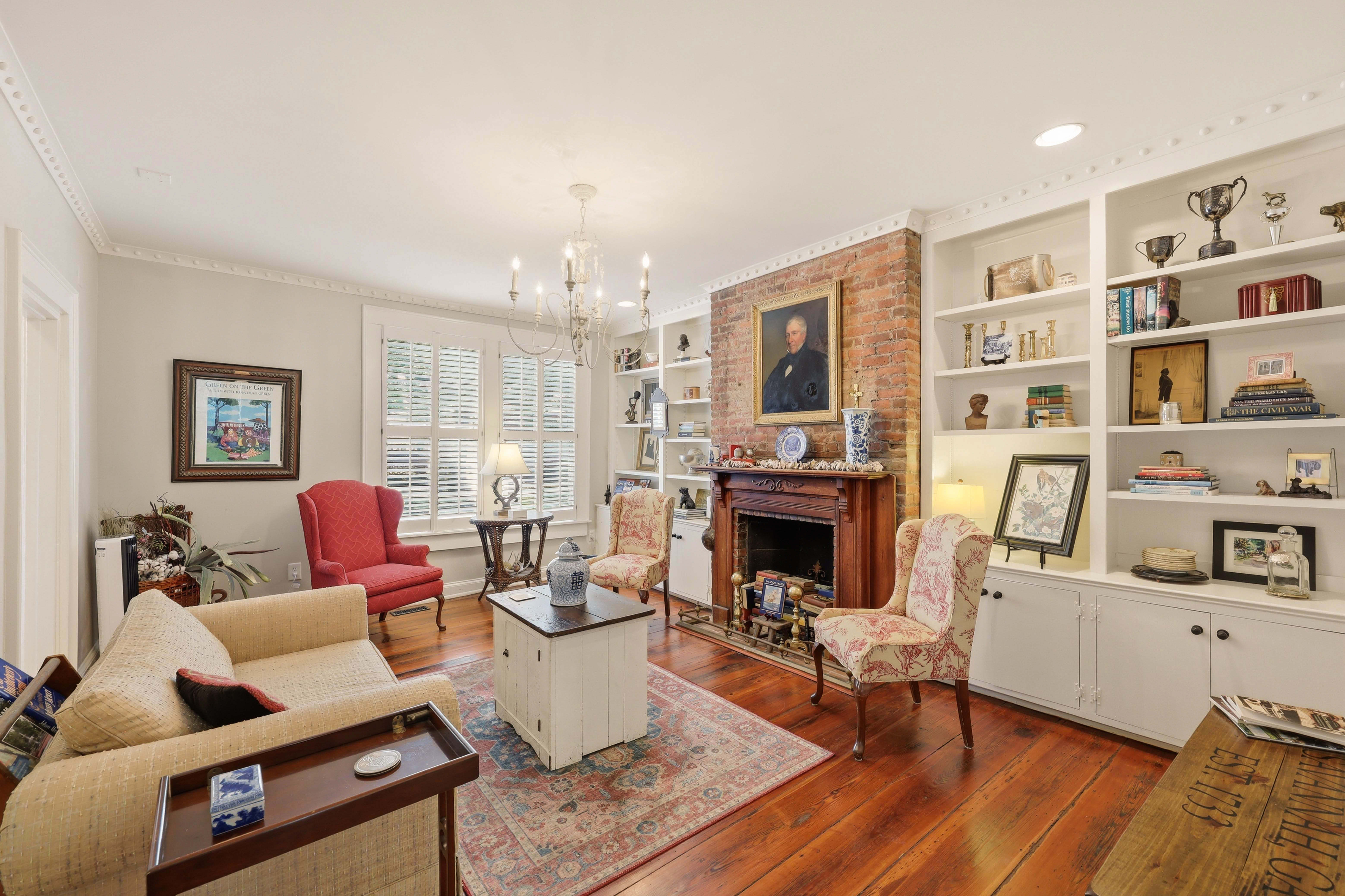  111 E Broad Street, Savannah - 物件實景