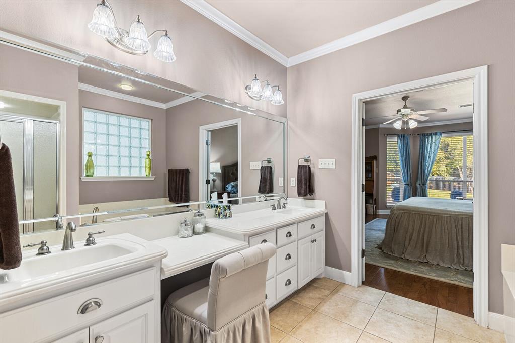 Waco, Texas, 76708, United States, 4 Bedrooms Bedrooms, ,4 BathroomsBathrooms,Residential,For Sale,1989175