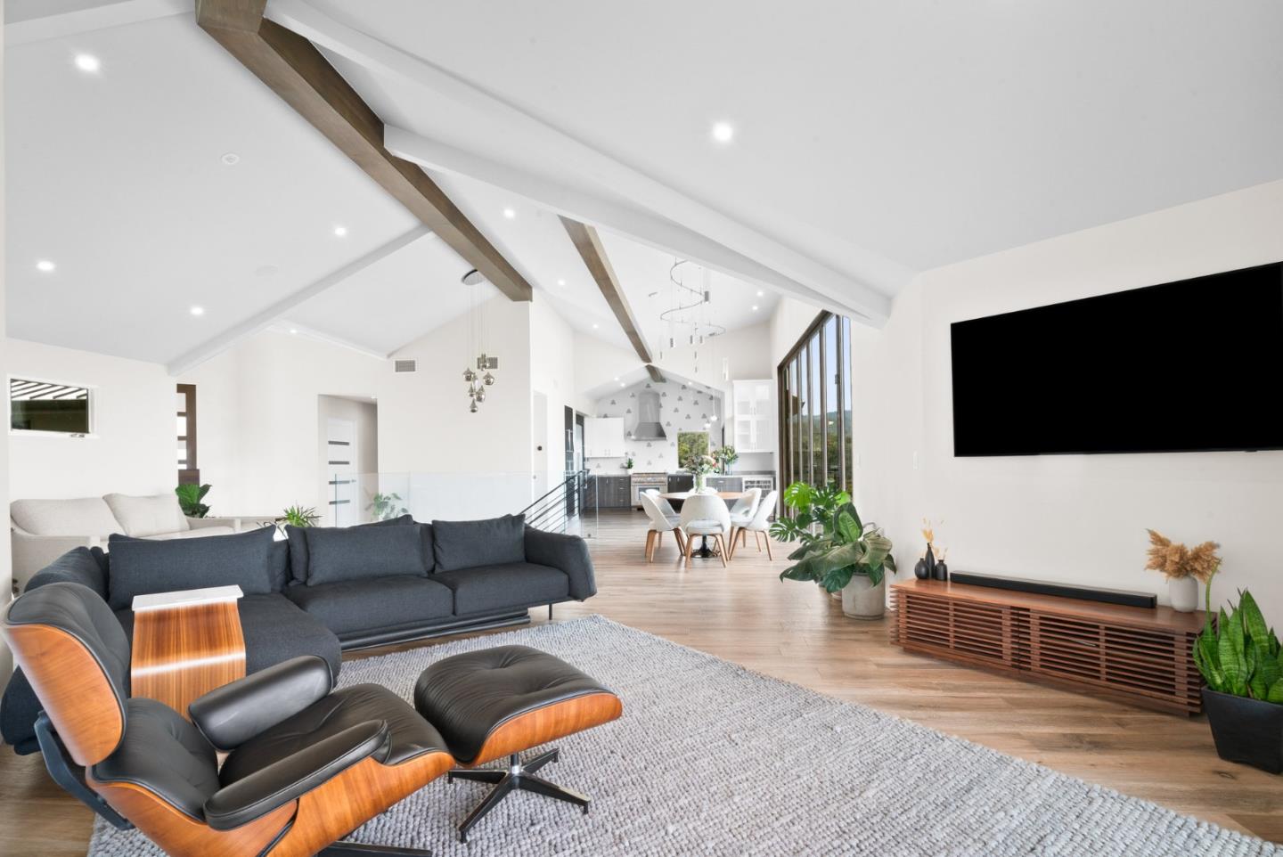 Los Gatos, California, 95030, United States, 5 Bedrooms Bedrooms, ,6 BathroomsBathrooms,Residential,For Sale,1997013