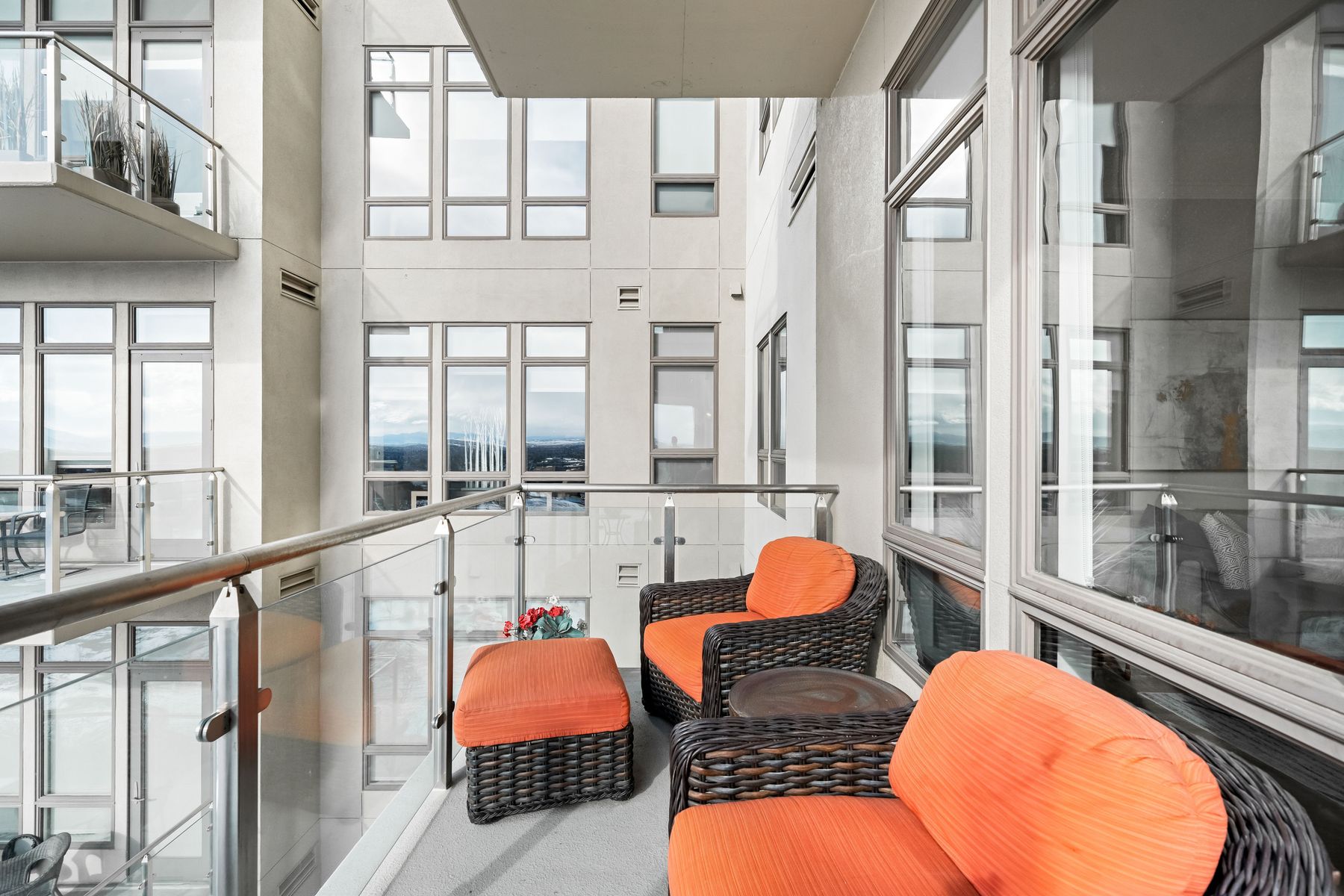  Featuring Stunning Western Views of the Front Range - 物件實景