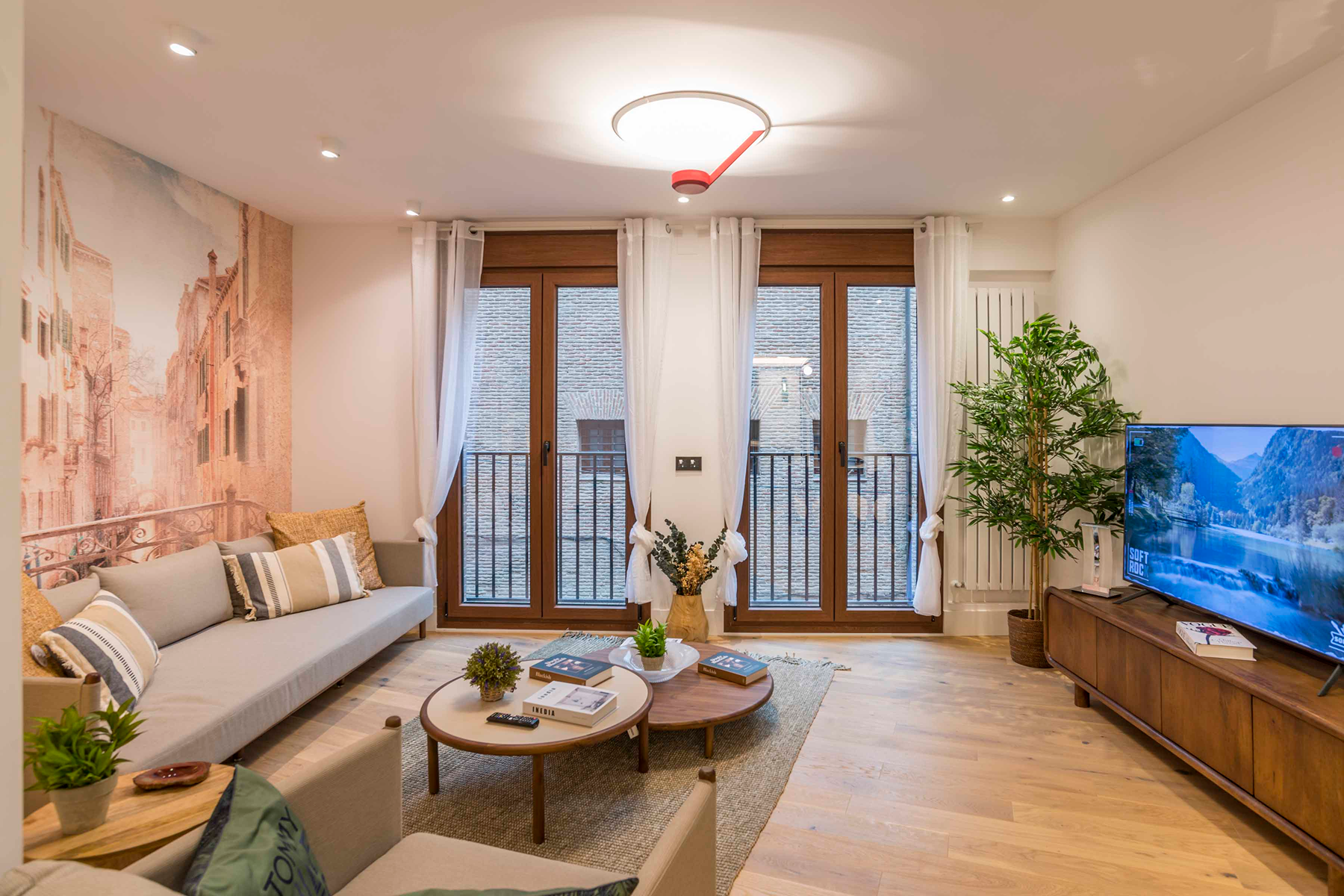  2-Bedroom Flat for Sale in Downtown, Madrid - 物件實景