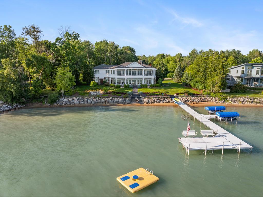 Boyne City, Michigan, 49712, United States, 5 Bedrooms Bedrooms, ,6 BathroomsBathrooms,Residential,For Sale,1890151