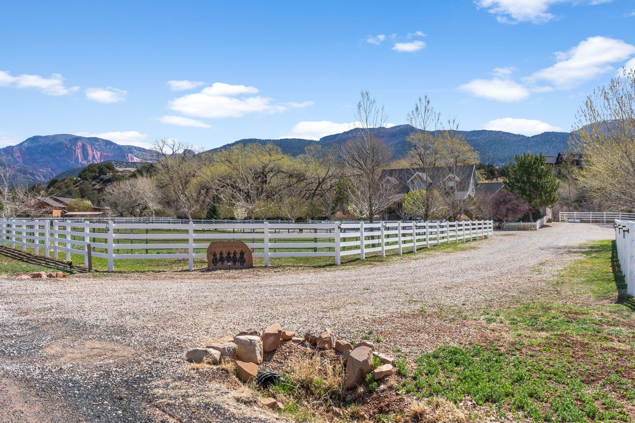 New Harmony, Utah, 84757, United States, 4 Bedrooms Bedrooms, ,4 BathroomsBathrooms,Residential,For Sale,1763524
