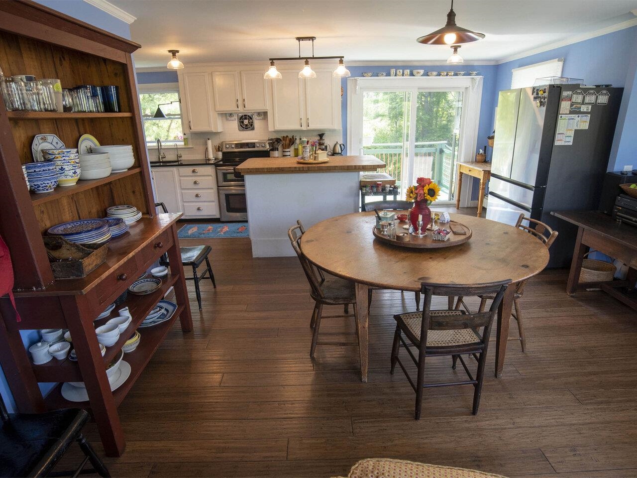 Montpelier, Vermont, 05602, United States, 3 Bedrooms Bedrooms, ,3 BathroomsBathrooms,Residential,For Sale,1924813