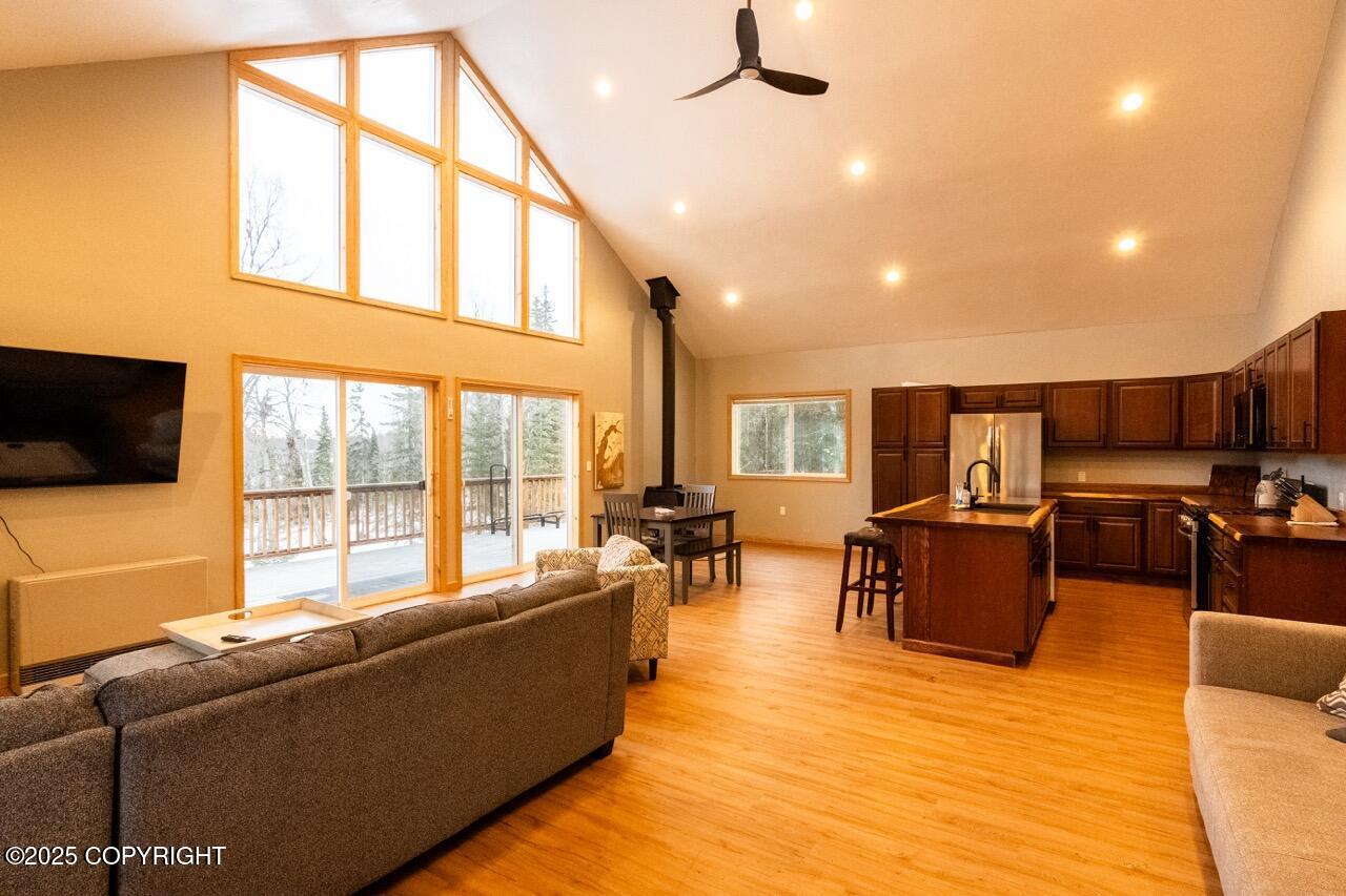 Soldotna, Alaska, 99669, United States, 3 Bedrooms Bedrooms, ,3 BathroomsBathrooms,Residential,For Sale,1928733
