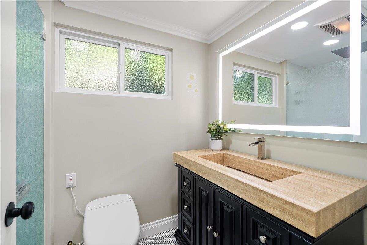 Los Gatos, California, 95033, United States, 3 Bedrooms Bedrooms, ,3 BathroomsBathrooms,Residential,For Sale,1905876