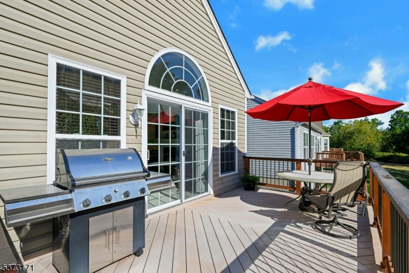 Franklin Twp., New Jersey, 08873, United States, 2 Bedrooms Bedrooms, ,2 BathroomsBathrooms,Residential,For Sale,1947950