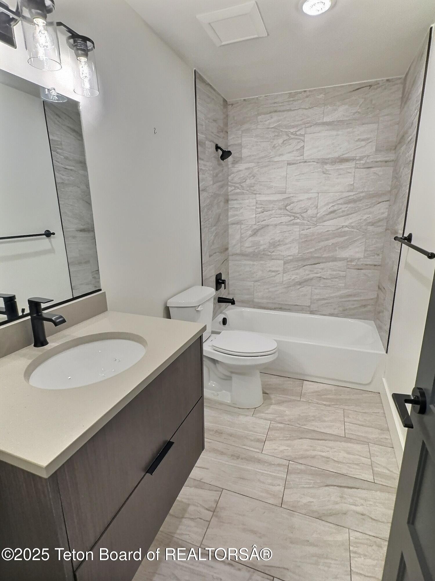 Victor, Idaho, 83455, United States, 3 Bedrooms Bedrooms, ,2 BathroomsBathrooms,Residential,For Sale,1982100