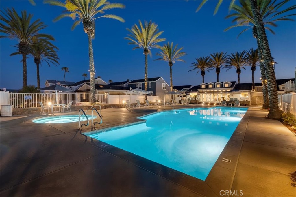 Newport Beach, California, 92663, United States, 2 Bedrooms Bedrooms, ,2 BathroomsBathrooms,Residential,For Sale,1877263
