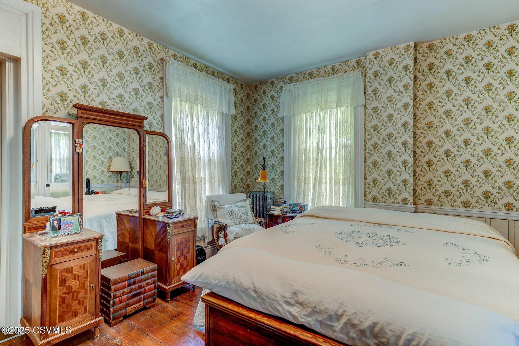 Bloomsburg, Pennsylvania, 17815, United States, 6 Bedrooms Bedrooms, ,3 BathroomsBathrooms,Residential,For Sale,1982925