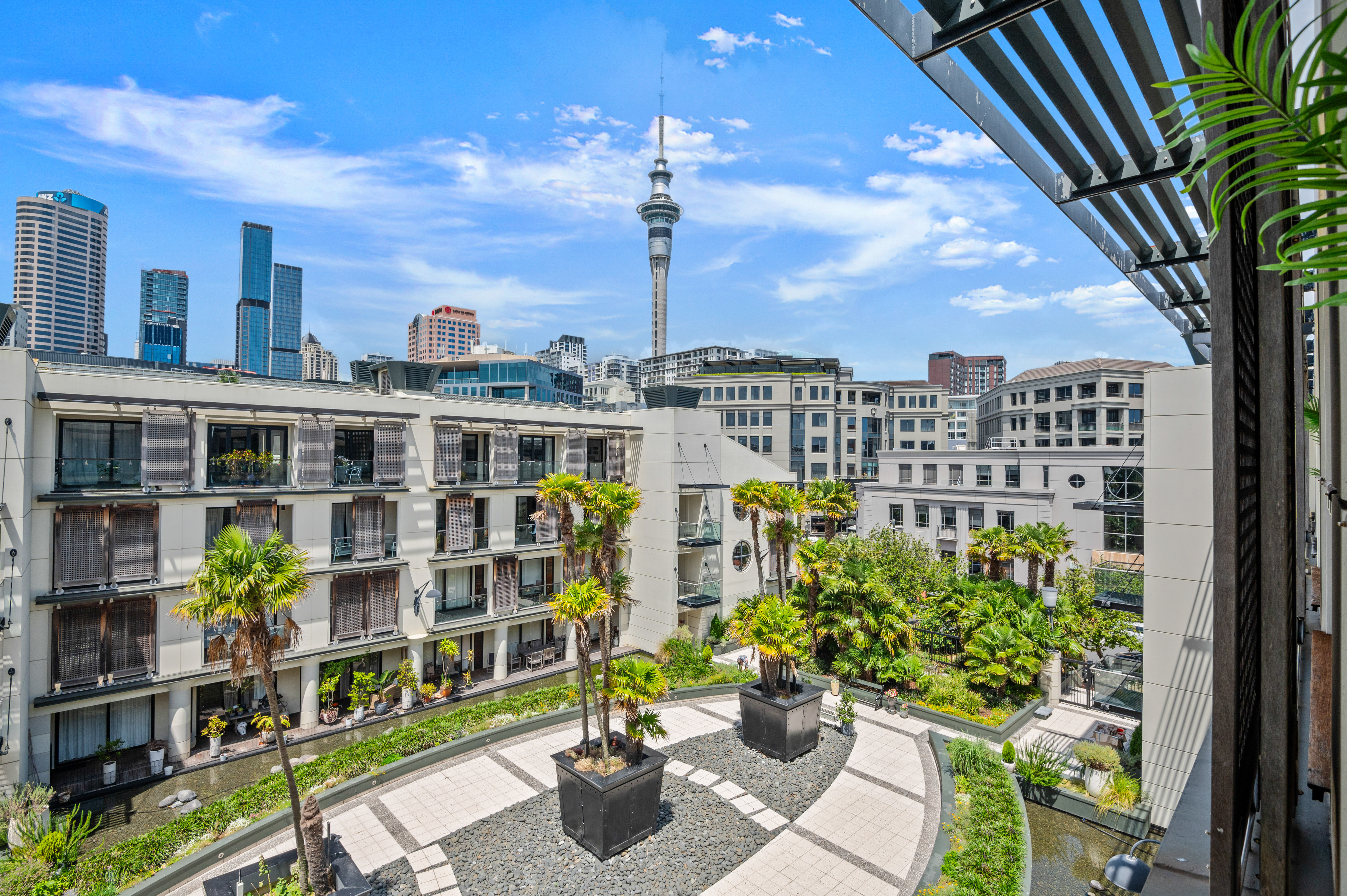  Penthouse with Rooftop Terrace - 物件實景
