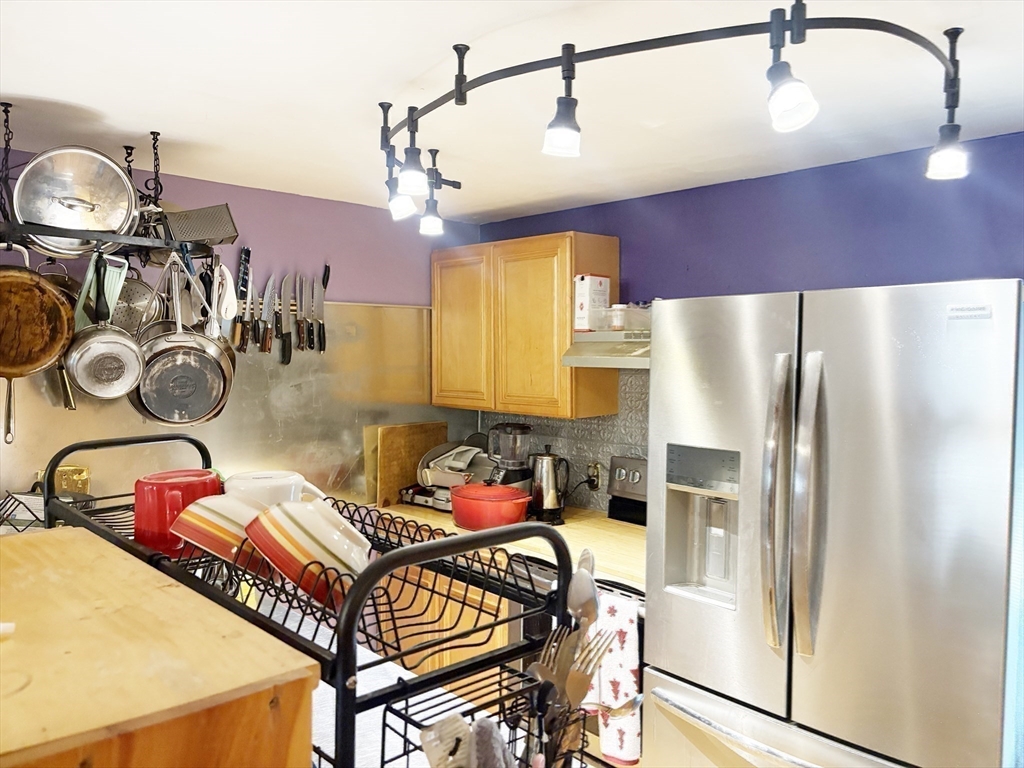 Halifax, Massachusetts, 02338, United States, 4 Bedrooms Bedrooms, ,4 BathroomsBathrooms,Residential,For Sale,1897355
