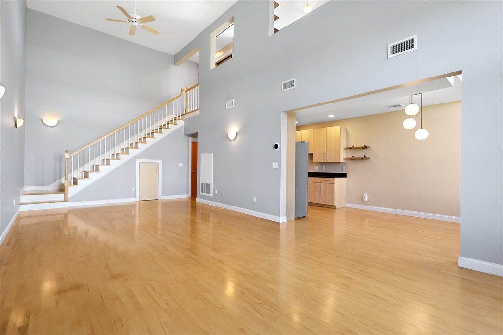Somerville, Massachusetts, 02143, United States, 1 Bedroom Bedrooms, ,2 BathroomsBathrooms,Residential,For Sale,1899714