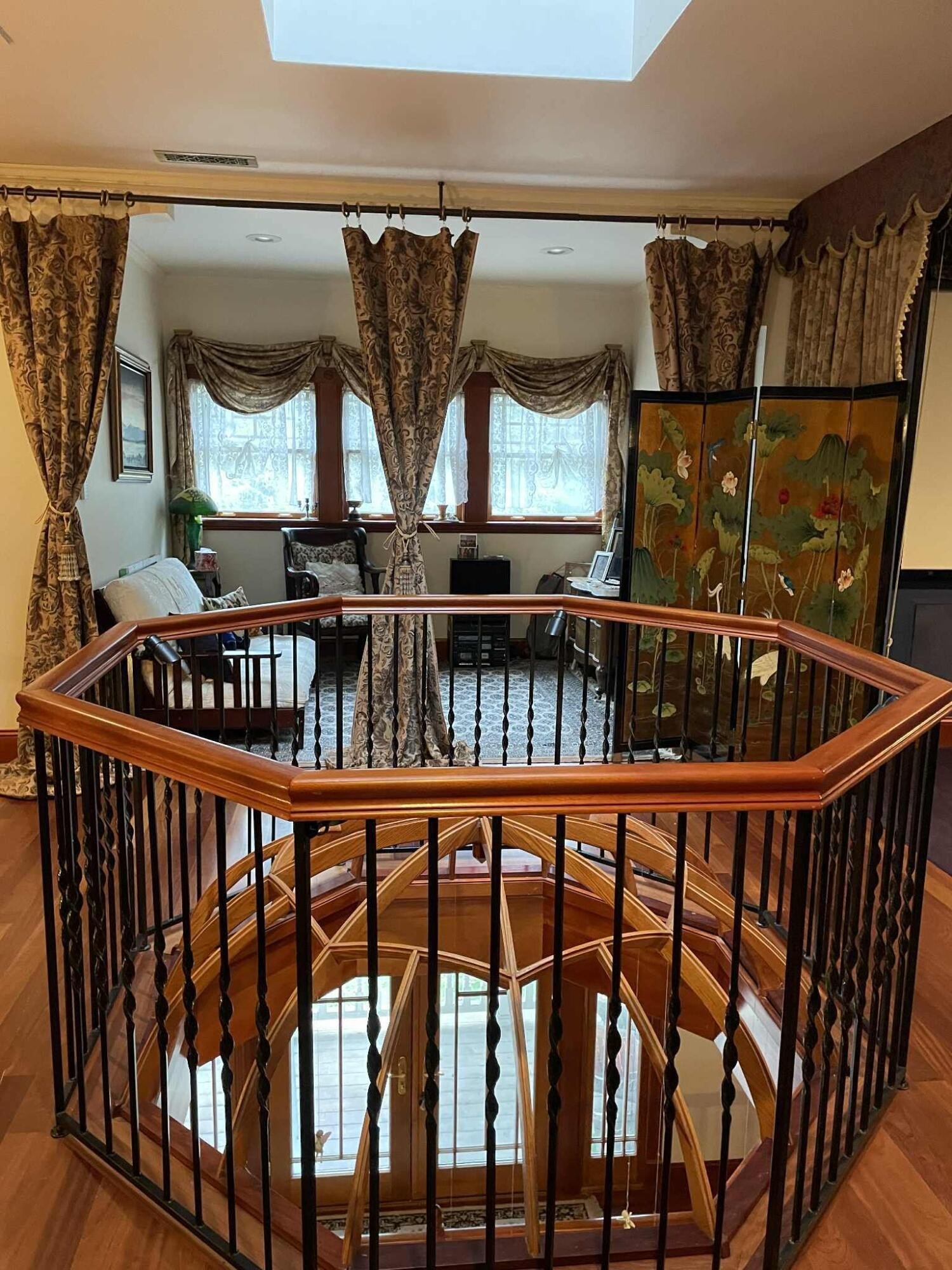 Selma, Oregon, 97538, United States, 4 Bedrooms Bedrooms, ,4 BathroomsBathrooms,Residential,For Sale,1981987